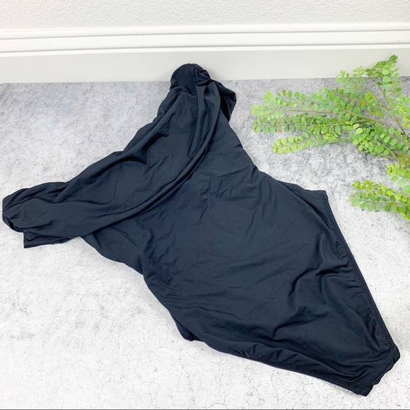 Trina Turk Getaway Solids Twist Bandeau One Piece - Picture 9 of 10